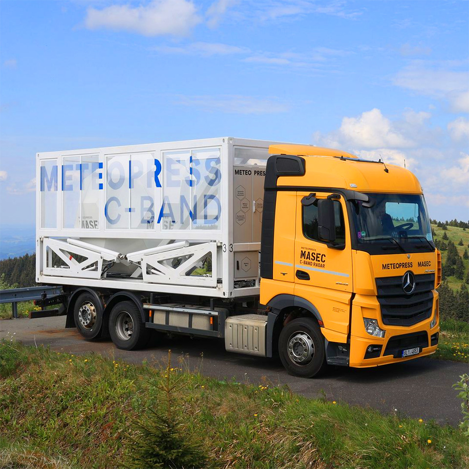 MASEC radar in container frame loaded on a truck
